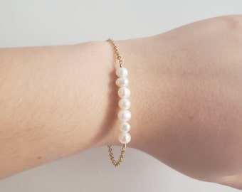 Pearl Bar Bracelet, Dainty Pearl Bracelet, Pearl Bracelet, Freshwater Pearl Bracelet, Gold Filled Bracelet, Chain Bracelet, Bar Bracelet