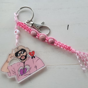 Bad Bunny Keychain, Bad Bunny Accessories, Un Verano Sin Ti, Keychains, YHLQMDLG,StringNBeads, Bad Bunny Cartoon Drawing, Bad Bunny Heart