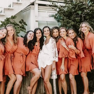 Bridesmaid robe gifts for bridal party Custom bride wedding robe for maid of honor gifts for bridesmaid proposal bride robe (Ruffle Robe)