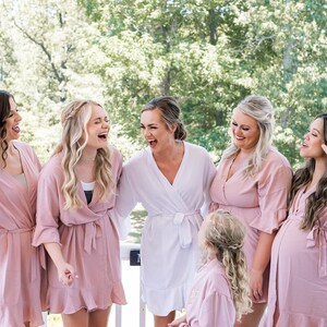 Bridesmaid Robes for Bridesmaid Gifts for Bridal Party Personalized Wedding Robes for Bride Bridesmaid Proposal Gift for her- (Ruffle Robe)
