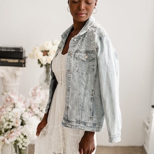 Bridal Gift// Bride Denim Jacket// Custom Bridal Pearl Coat Jacket// Mrs Bride Denim Jacket// Bachelorette Party Outfits- (Denim Jacket)