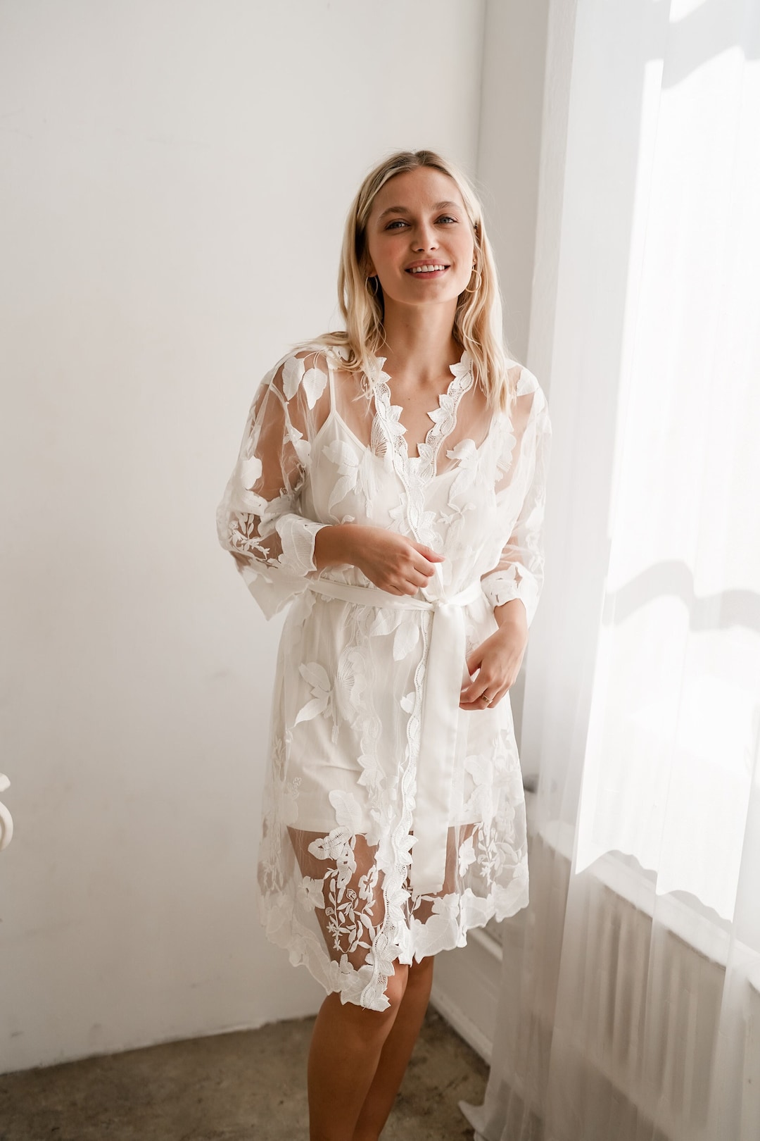 Bridal Lace Robe // Bridal Party Robes// Bridal Shower Gifts