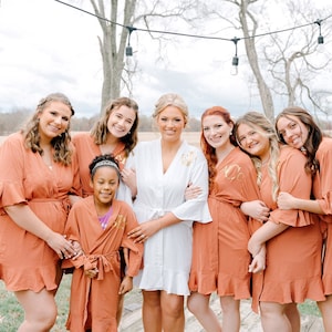 Bridesmaid robe gifts for bridal party Custom bride wedding robe for maid of honor gifts for bridesmaid proposal bride robe (Ruffle Robe)