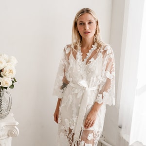Bridal Lace Robe // Bridal Party Robes// Bridal Shower Gifts ...
