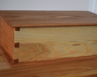 Shaker Style Dovetailed Box, Candle Box, Urn Dovetailed Box, Heirloom Piece