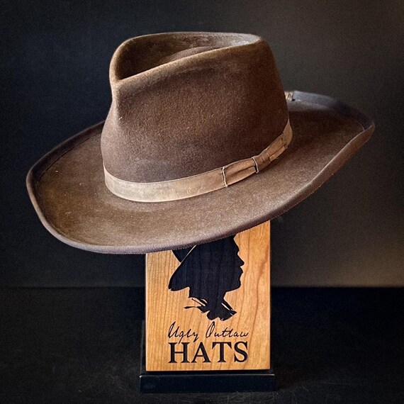 The “Disrespectful Individual” size 7 3/8 (59cm) from Ugly Outlaw Hats.