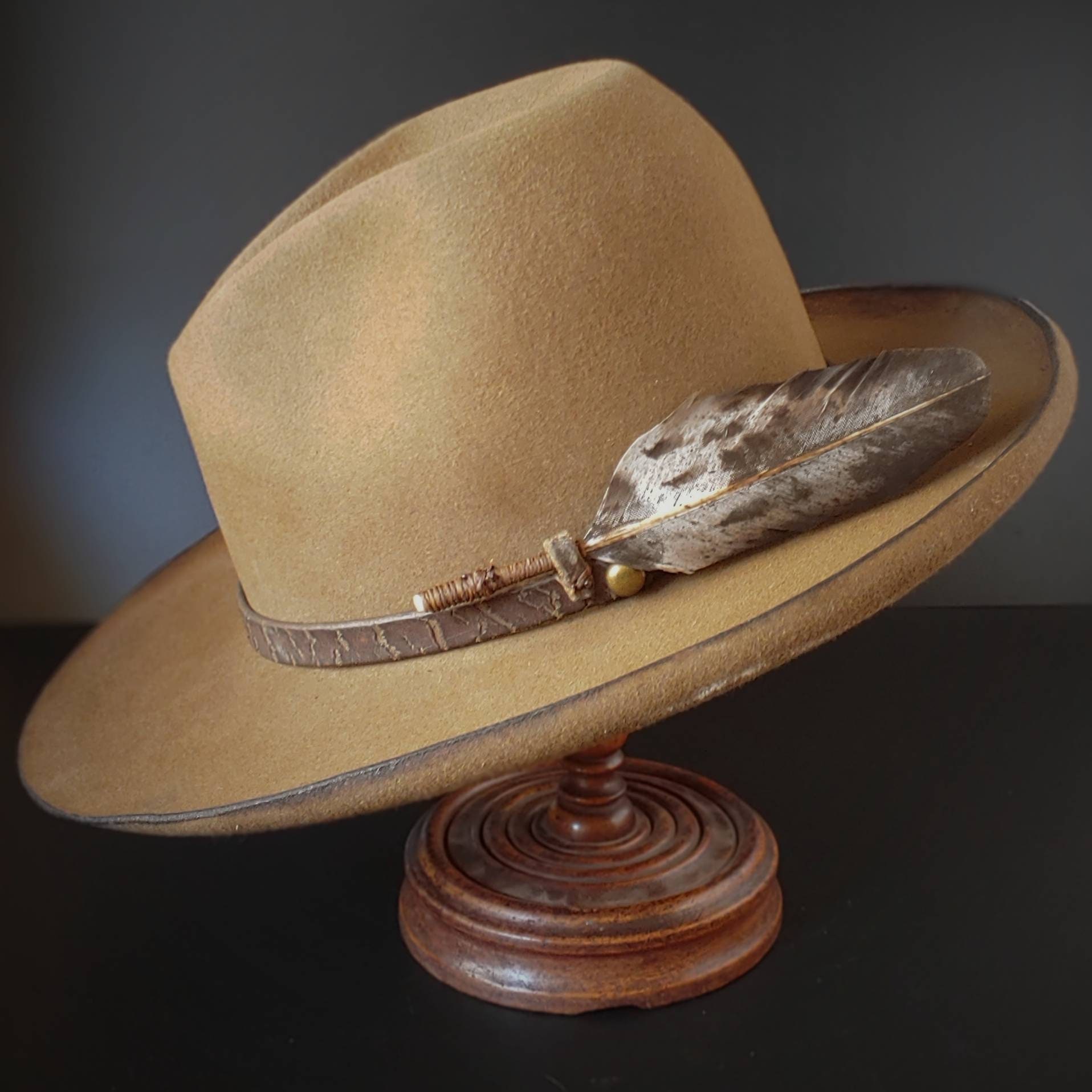 Cowboy hat size 7 3/8. The Stubborn Mule from Ugly Outlaw.