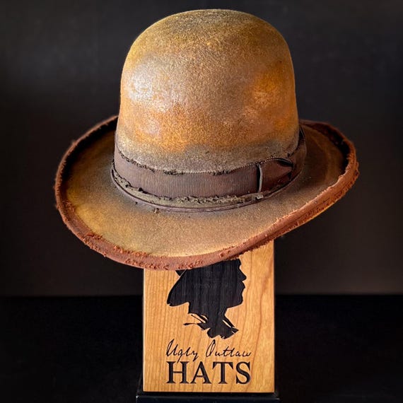 The “West Texas Road Agent” from Ugly Outlaw Hats size 7 1/4 (58cm).
