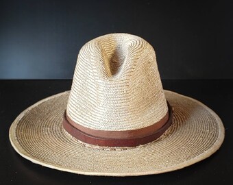 Cowboy Hat STRAW Size 7 1/4. the 