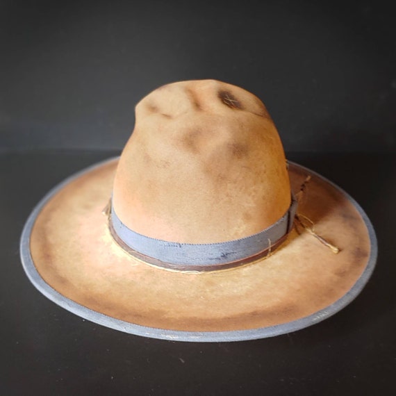 Cowboy Hat Size 7 1/8. the wild 