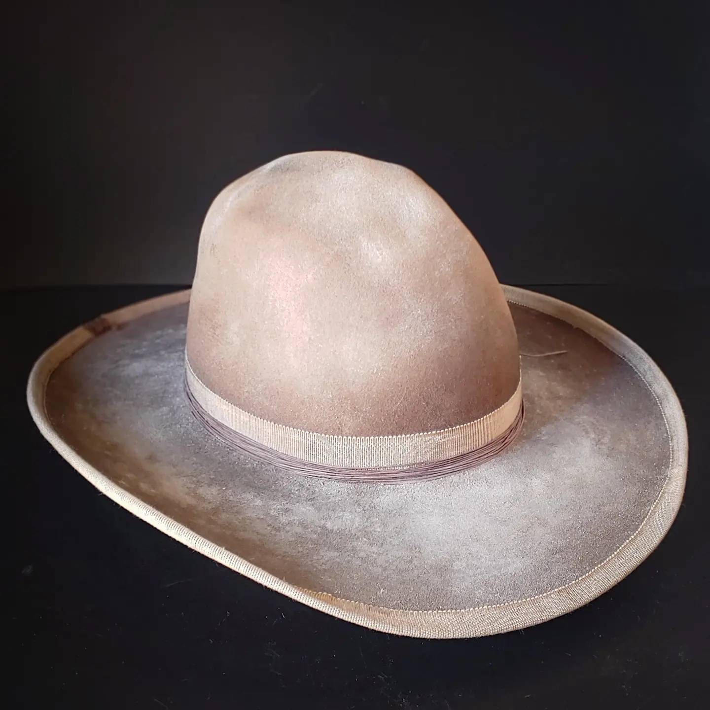 Cowboy Hat Size 7 3/8. the winchester 