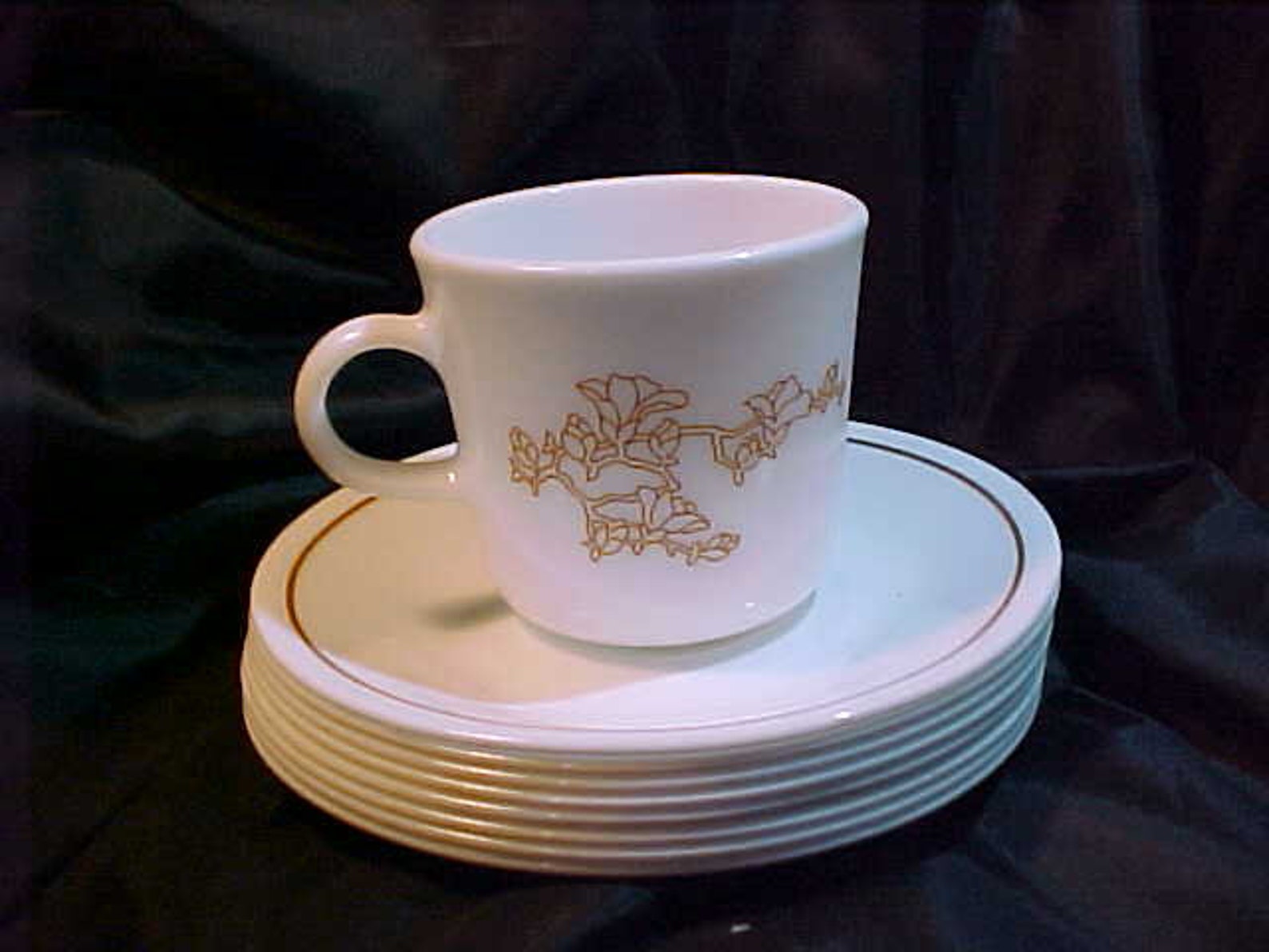 Corelle by Corning Vintage set of 7 Cups and saucers in the Etsy