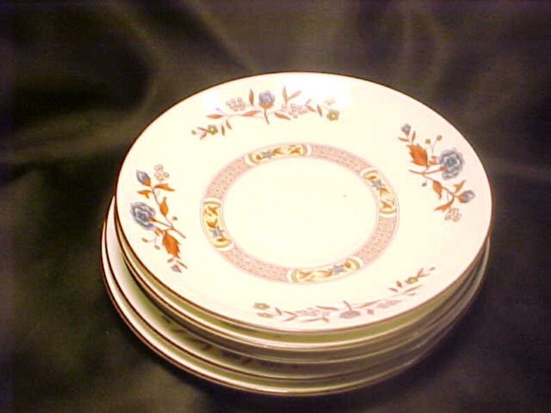 Wedgwood Bone china set of 5 saucers Jamestown pattern R Etsy