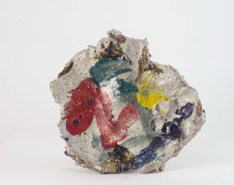 Flat plate 15, in hand-carved stoneware
