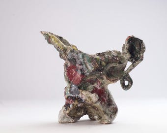 Pichet 45, en grès émaillé sculpté à la main