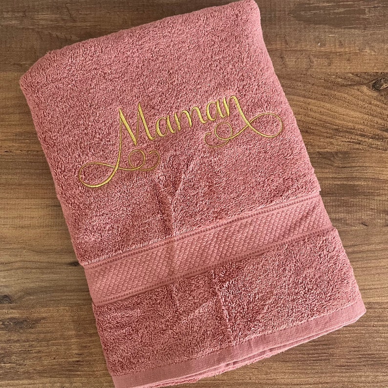 Large embroidered bath towel for a guest gift to personalize with the first name or nickname of your choice. image 2