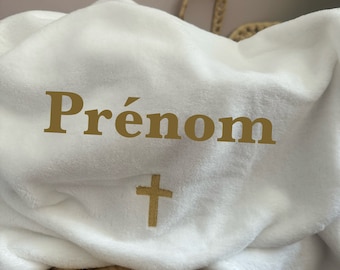 Baptism blanket to personalize with the first name of the baby or child of your choice. A beautiful, large blanket that will keep you warm!