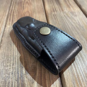 Spyderco para 3  knife molded leather sheath