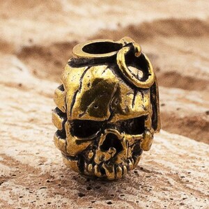 Lanyard bead / Skull - garnet / hand-cas/ Lanyard bead / bead-knife / brass bead