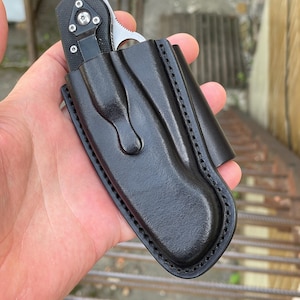 Spyderco Military horizontal leather sheath , molded leather holster