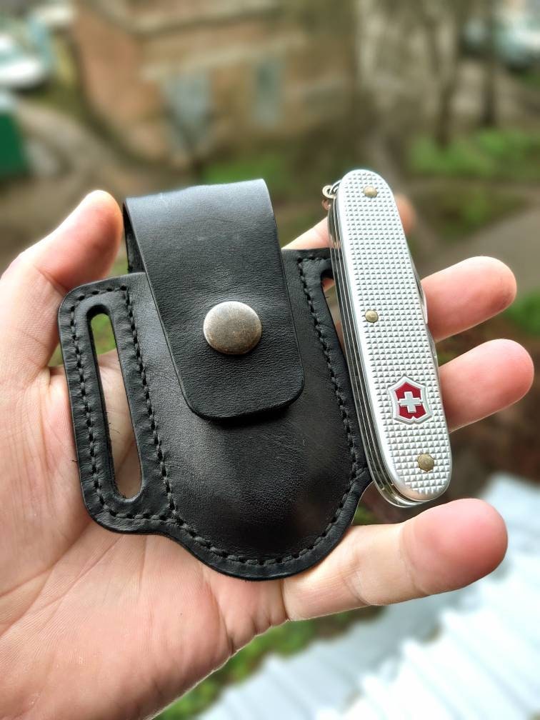 Victorinox pioneer solo sale