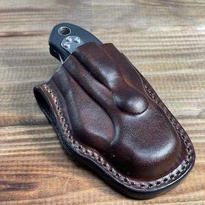 Spyderco para 3  knife molded leather sheath