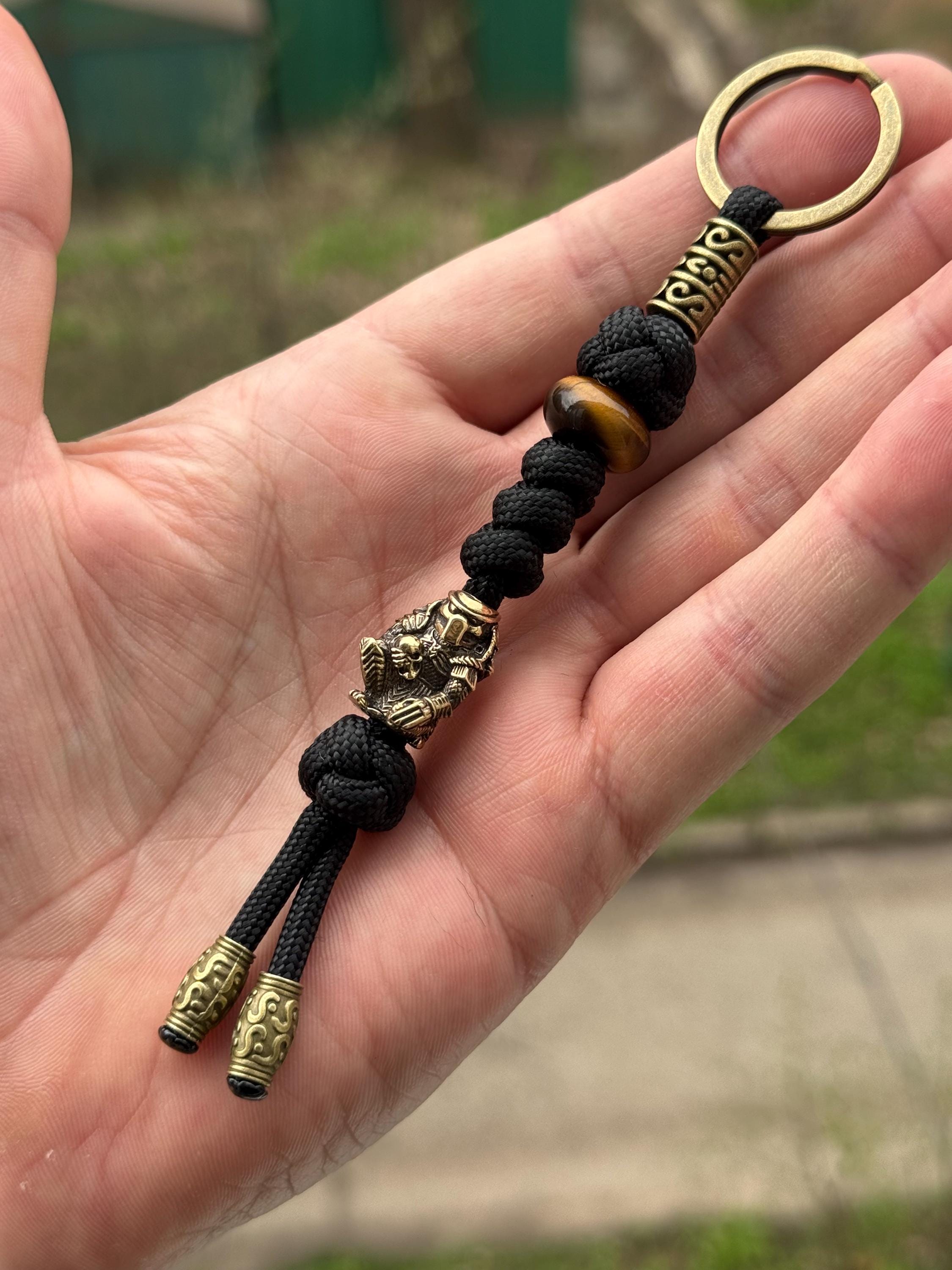 Predator keychain - Etsy 日本