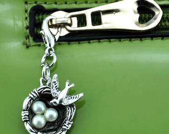 Antique argent et or Nid avec un fermoir de homard , Nid et oiseau oeufs charme, Pendentif BestFriend, nid d'oiseau Charme, Nest Gift-19G406-G949