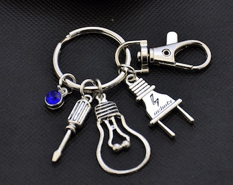 Electrician keychain，Light bulb key ring，Screwdriver Keyring,Gift for Electrician，Electrical Engineer,Maintenance Engineer，Electrical Socket