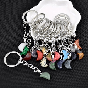 Bulk Wholesale 2-100pcs Mixed Crystal Moon Keychain，Hand Carved Moon Crystal Key Chain，Gemstone Moon Bag Purse Charms，Keychain Crystal Gift