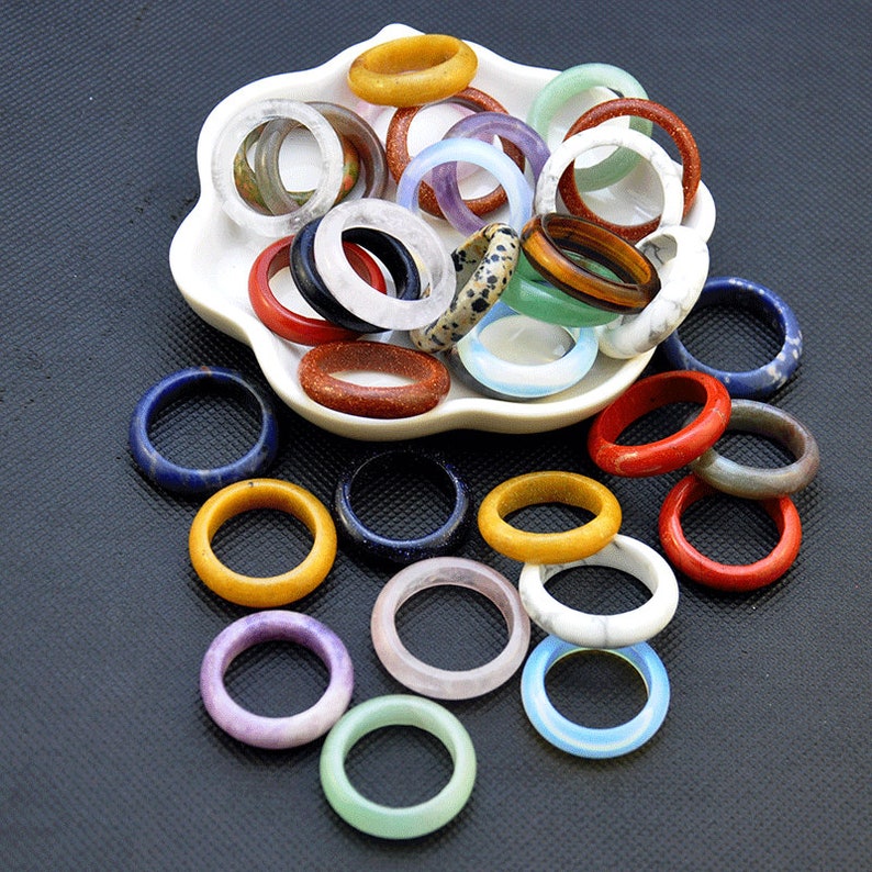 2-100pcs Natural Mix Stone Solid Rings Hand Carved Women Man Rings,Genuine Gemstone Rings，Handmade Rings Minimalist Jewelry，Crystal Ring image 2