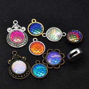 Mermaid Fish Scale or Dragon Scale Charm，AB Round Dome Fish Scale Charm，Fish Dragon Scale Charms ,Fish Scale Pattern Pendant，Mermaid Pendant