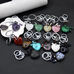 Gemstone Love Key Chain，Healing Crystal，Bag Accessory，Macrame Quartz Heart Shaped Key Ring，Birthstone Key Accessories,Crystal Keychain