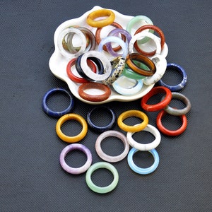 2-100pcs Natural Mix Stone Solid Rings Hand Carved Women Man Rings,Genuine Gemstone Rings，Handmade Rings Minimalist Jewelry，Crystal Ring image 3
