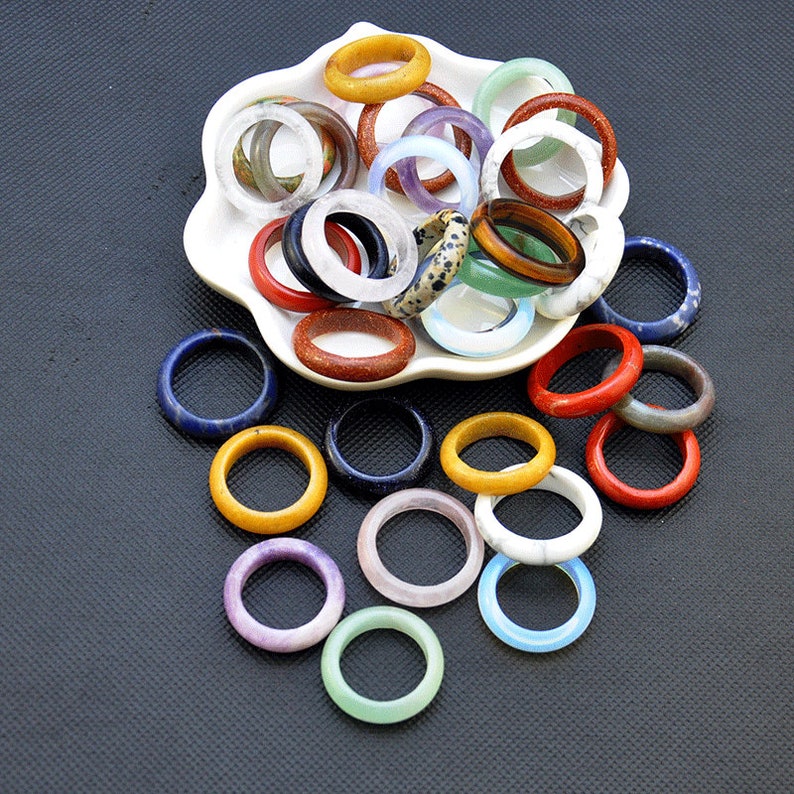 2-100pcs Natural Mix Stone Solid Rings Hand Carved Women Man Rings,Genuine Gemstone Rings，Handmade Rings Minimalist Jewelry，Crystal Ring image 3