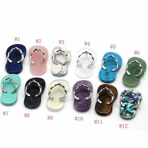 Natural Mix Crystal Slippers Shape pendant，Quartz pendant,Home Decoration,Crystal Gifts，Mineral Specimens,Crystal Flip Flop，Slipper Pendants