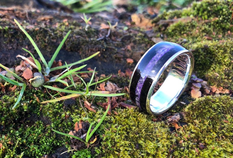 Sterling silver Ebony bent wood ring with Amethyst inlay