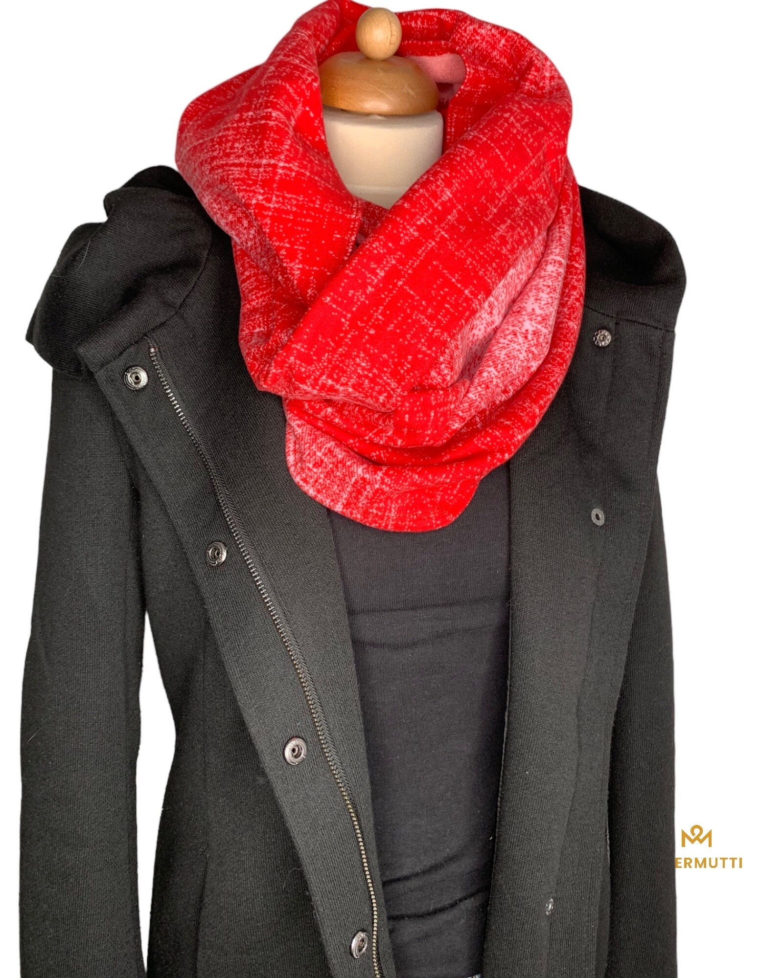 Scarf made of cotton jacquard in red patterned colors
