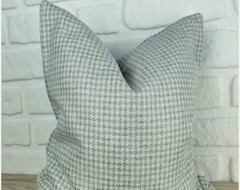 Goose Foot Beige Linen Pillow, Linen Pillow Cover, beige Throw Pillow, beige Pillow case, 24x24 linen pillow shams