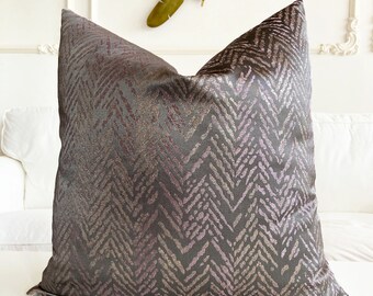 Lilac Color Luxury Pillow Covers, Decorative Pillow Cover, Velvet Fabric 18x18 Pillow Cover, 12x18 Lumbar Pillow, (Only Cover)