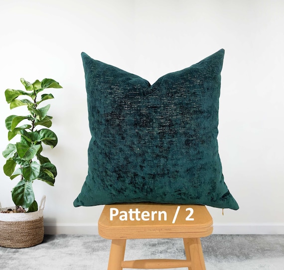 Dark Green Pillow atelieryuwa.ciao.jp
