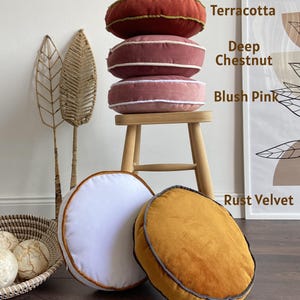 Cuscini rotondi, 30 colori disponibili, fodera e imbottitura incluse, bordi personalizzabili, cuscino rotondo in velluto per sedia, cuscino rotondo da pavimento immagine 12