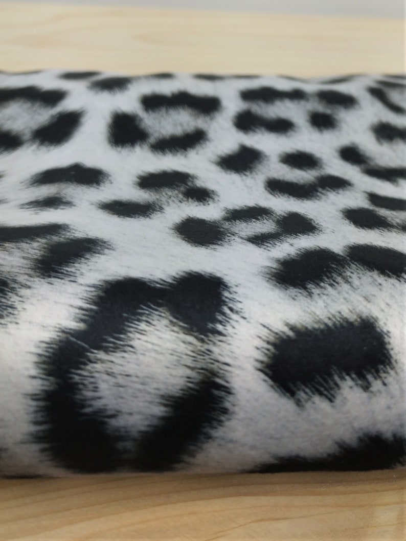 Oreiller en velours motif léopard, Housse doreiller léopard design, Piller velours, Housse de coussin léopard, Housse doreiller lombaire image 6