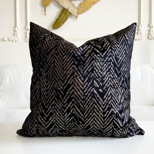 Black Color Decorative Pillow Cover, Luxury Series Pillow Covers, Velvet Fabric 18x18 Pillow Cover, 12x18 Lumbar Pillow, (Only Cover)
