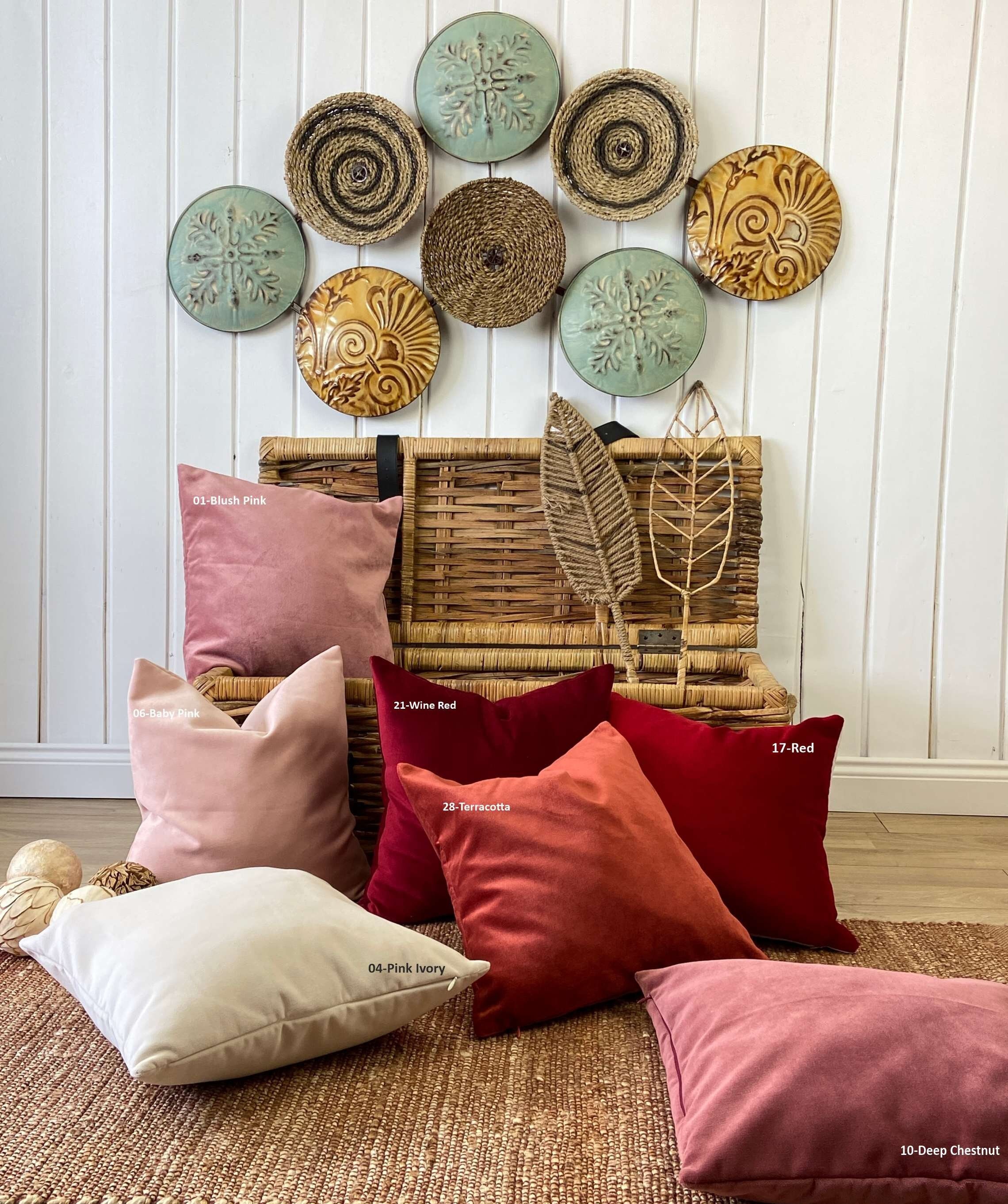 Blush pink velvet cushion covers hot sale
