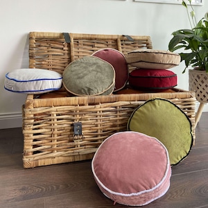 Cuscini rotondi, 30 colori disponibili, fodera e imbottitura incluse, bordi personalizzabili, cuscino rotondo in velluto per sedia, cuscino rotondo da pavimento immagine 15
