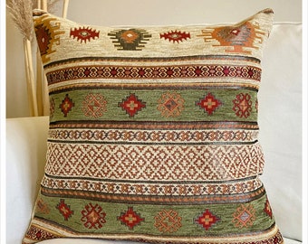 Rug Pattern Pillow Covers, Green Color Tone Pillow Cover, Rug Patter Decorative Pillow Cushion, All Custom Sizes are Made (Only Cover)