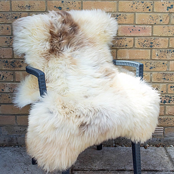 Natural Sheepskin rug HERDWICK Very Soft Wool and Plush Super Large 120 cm +++ More white or brown of your choice!!!