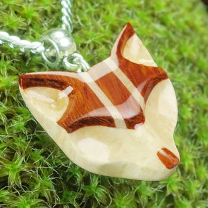 Fox necklace, Animal Tiny fox Necklace Jewelry Hand Cut Wood Carving Pendant Natural Pendant