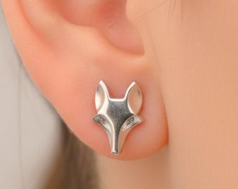 Rävörhängen, silverfärgade rävörhängen, minimalistiska djursmycken, present till henne, vardagsörhängen med andedjur